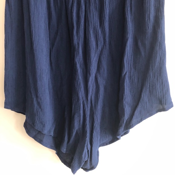 Navy Romper with lace detail - Picture 3 of 5